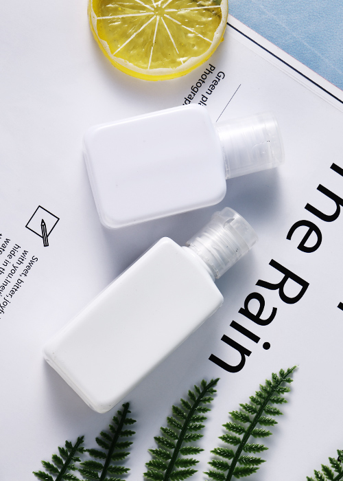 60ml 白色PET翻盖方瓶