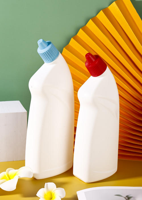 600、700ml PE白色斜嘴潔廁液瓶